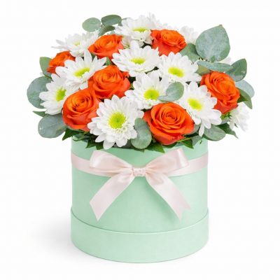 Букет из роз и хризантем в коробке «Рассвет»