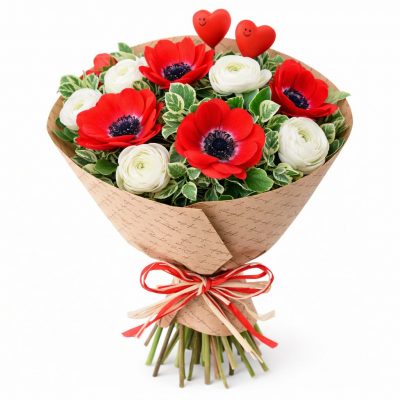 Букет с маками и ранункулюсами «Алый блеск»
