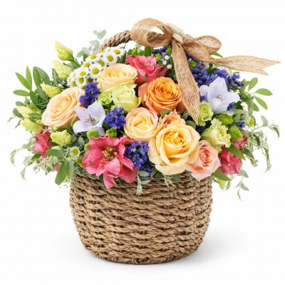 Красивая композиция живых цветов «Цветочное очарование»